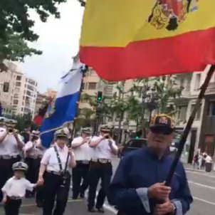 Ni Os Desfilando Entre Banderas Franquistas En Santander Adoctrinamiento