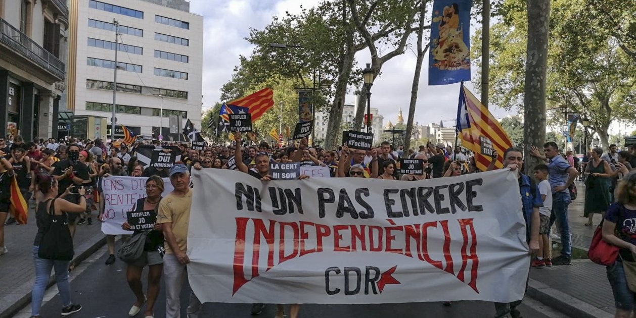 La Quinta Columna De La Diada Los Cdr Convocan Una Marcha Paralela En