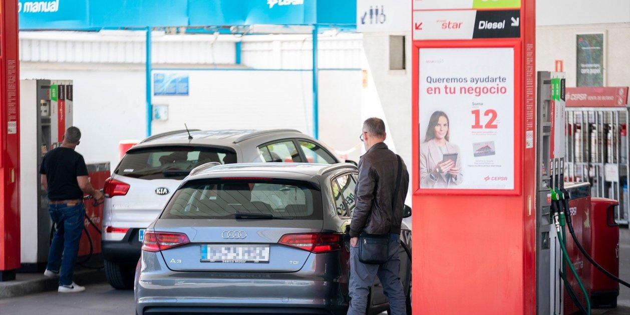 Estas Son Las Gasolineras M S Baratas En Las Autopistas De Espa A Seg N