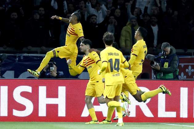 Raphinha celebración gol Barça PSG / Foto: EFE