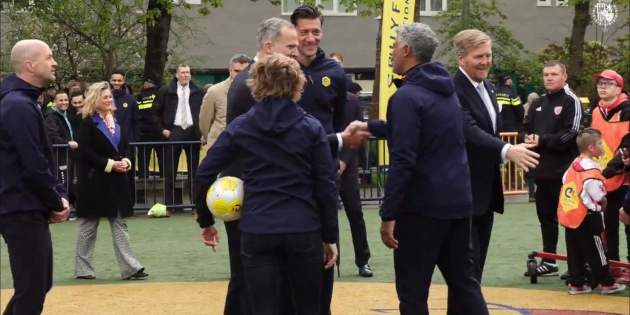 Jordi Cruyff i Frank Rijkaard amb Felip X