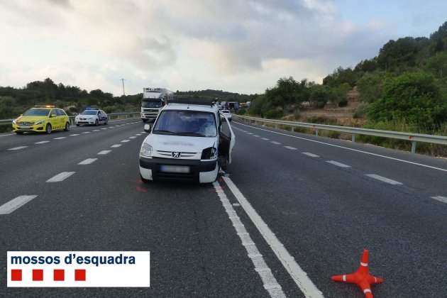 Conductor bebido provoca accidente múltiple huye y lo encuentran con