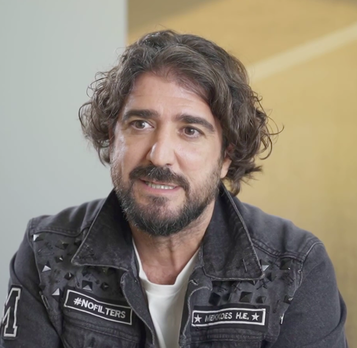 Antonio Orozco parla català a TV3 i fa plorar amb el que diu del seu fill