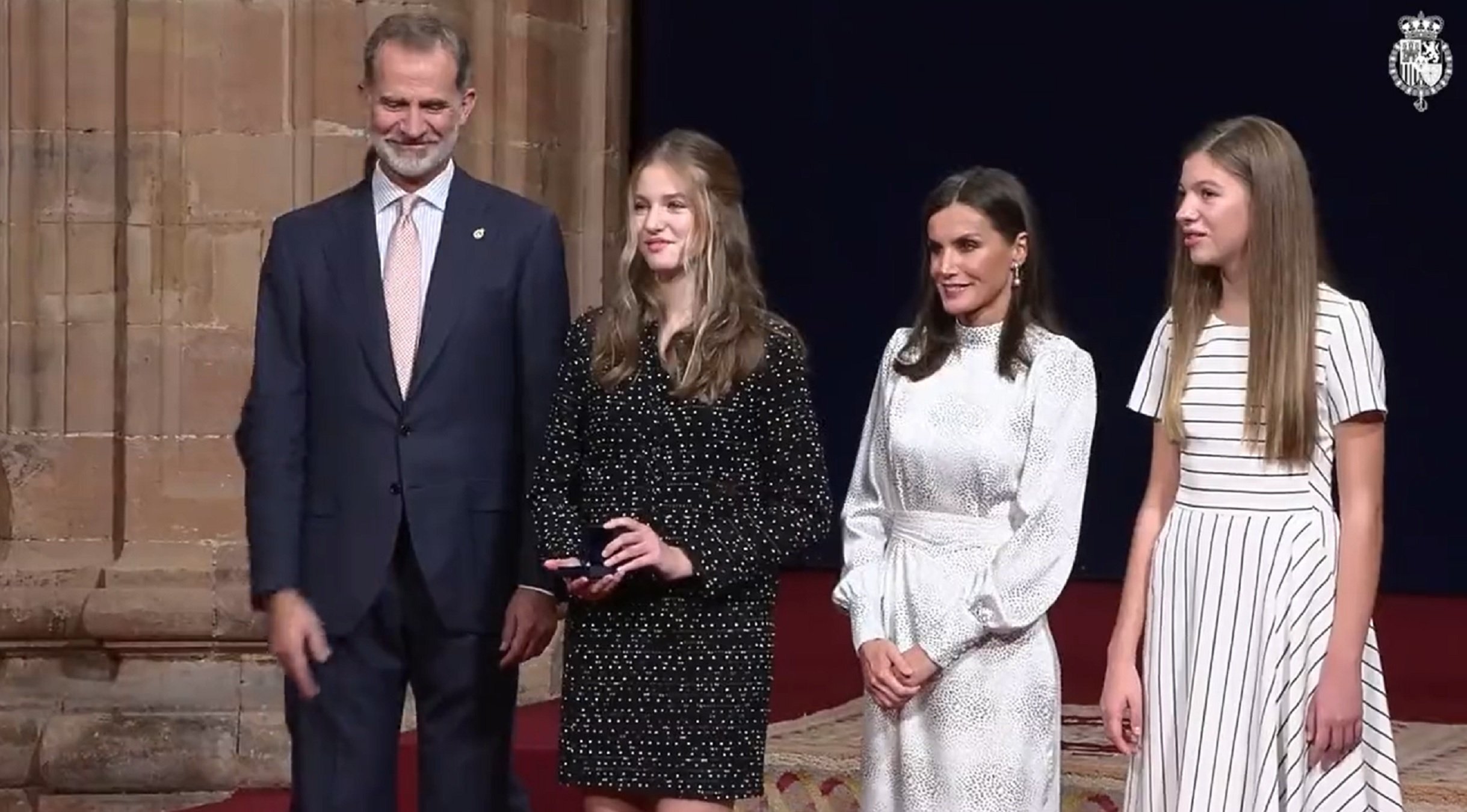 El gesto pelota de un invitado con Leonor en los Premios Princesa de Asturias: muy obsoleto