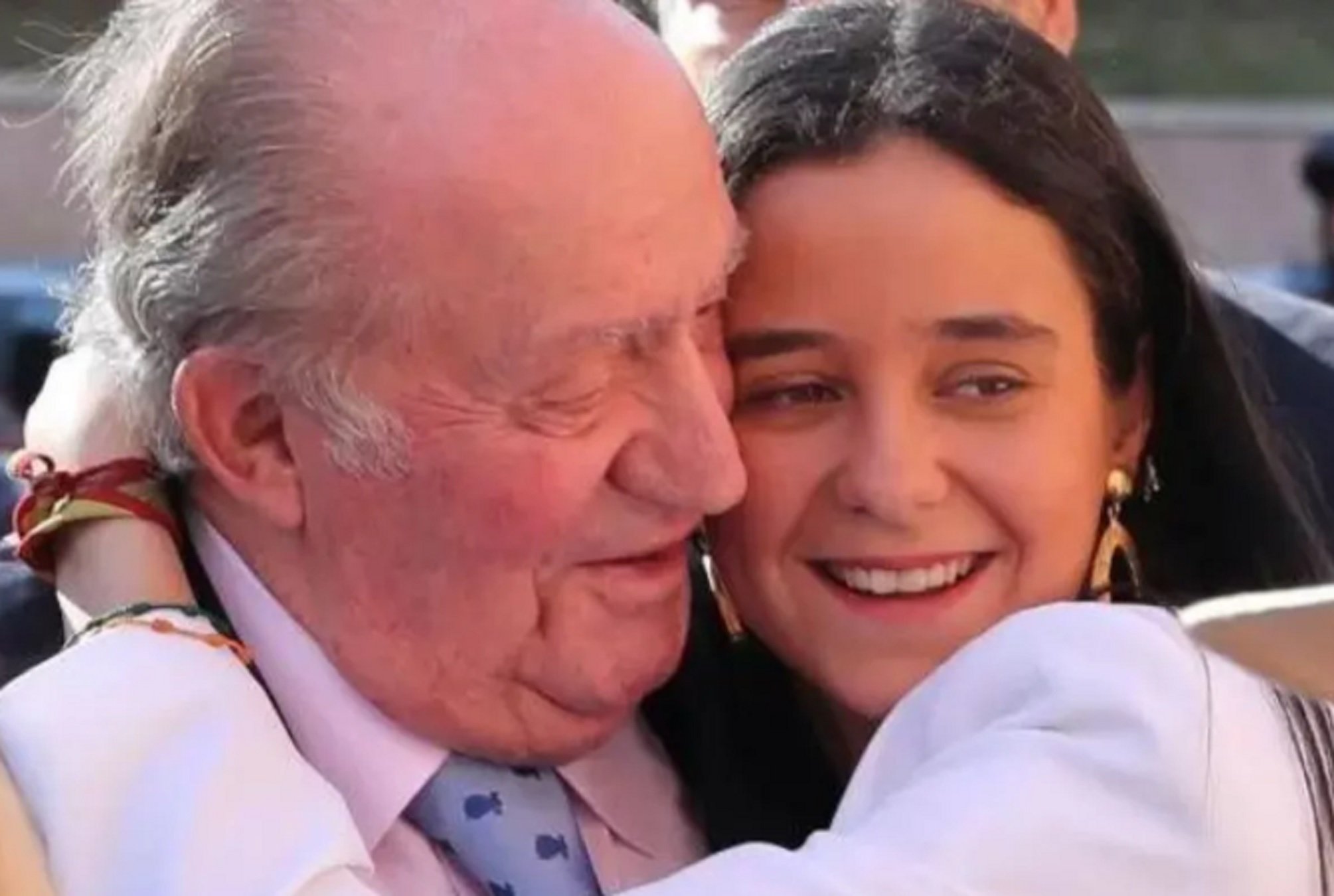 Juan Carlos I vuelve a llamar a Victoria Federica preocupado por una nueva amistad conflictiva