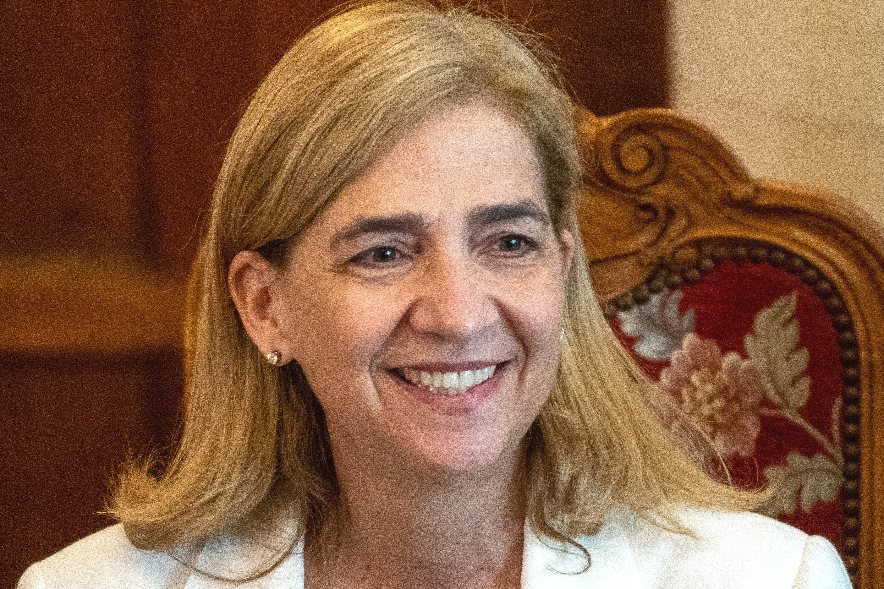 La infanta Cristina ‘moviliza’ a sus fieles contra Ainhoa Armentia, no habrá paz