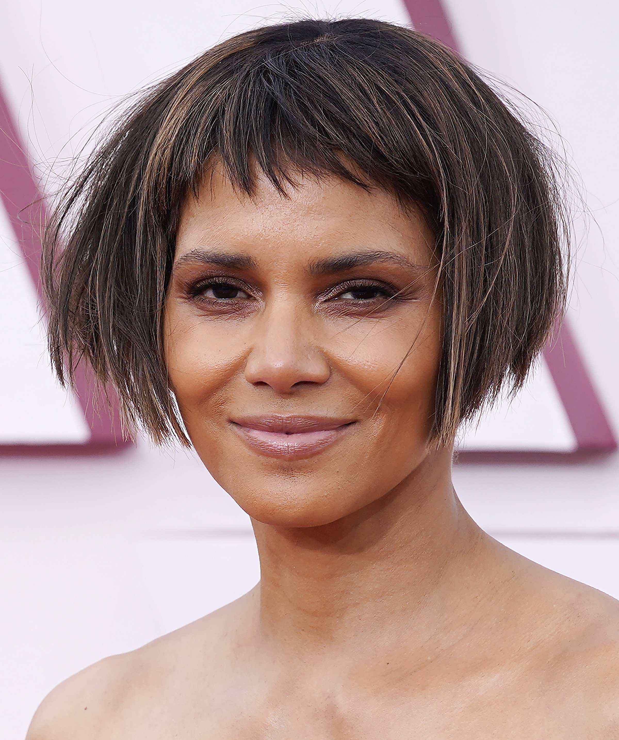 Halle Berry s'esborra de la sèrie de Kim Kardashian, no vol ser part del rentat de cara