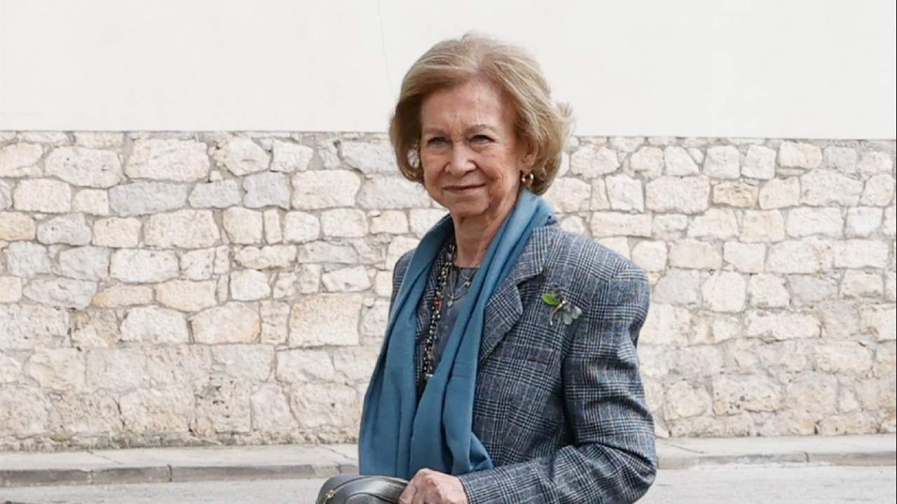 La reina Sofía pide permiso para ir a la jura de bandera de Leonor en Zaragoza