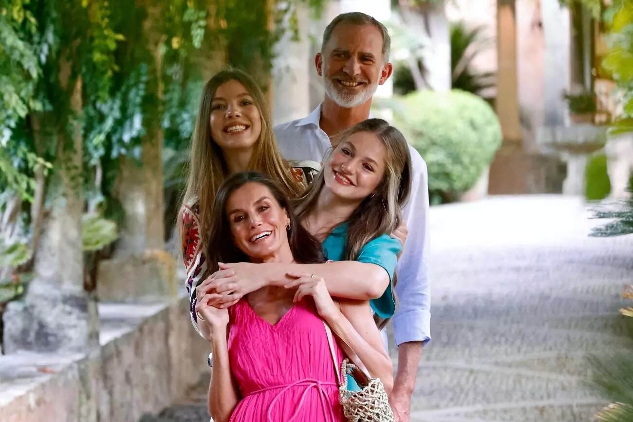 Zarzuela tanca el viatge privat a tot luxe per a Letícia i Felip, les seves filles, i més convidats
