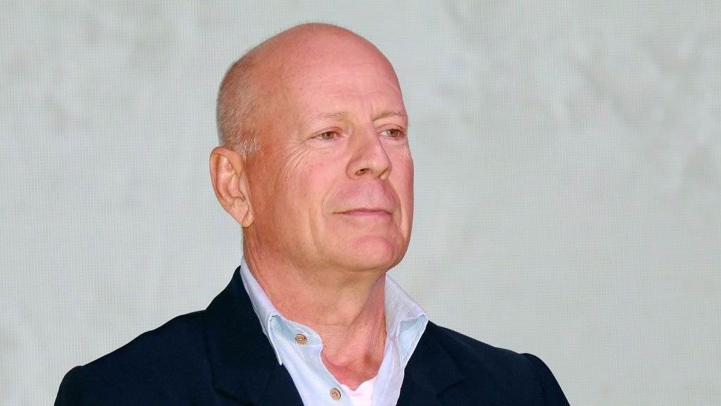 Bruce Willis fue pieza clave para las ventas de la pistola más vendida del mundo