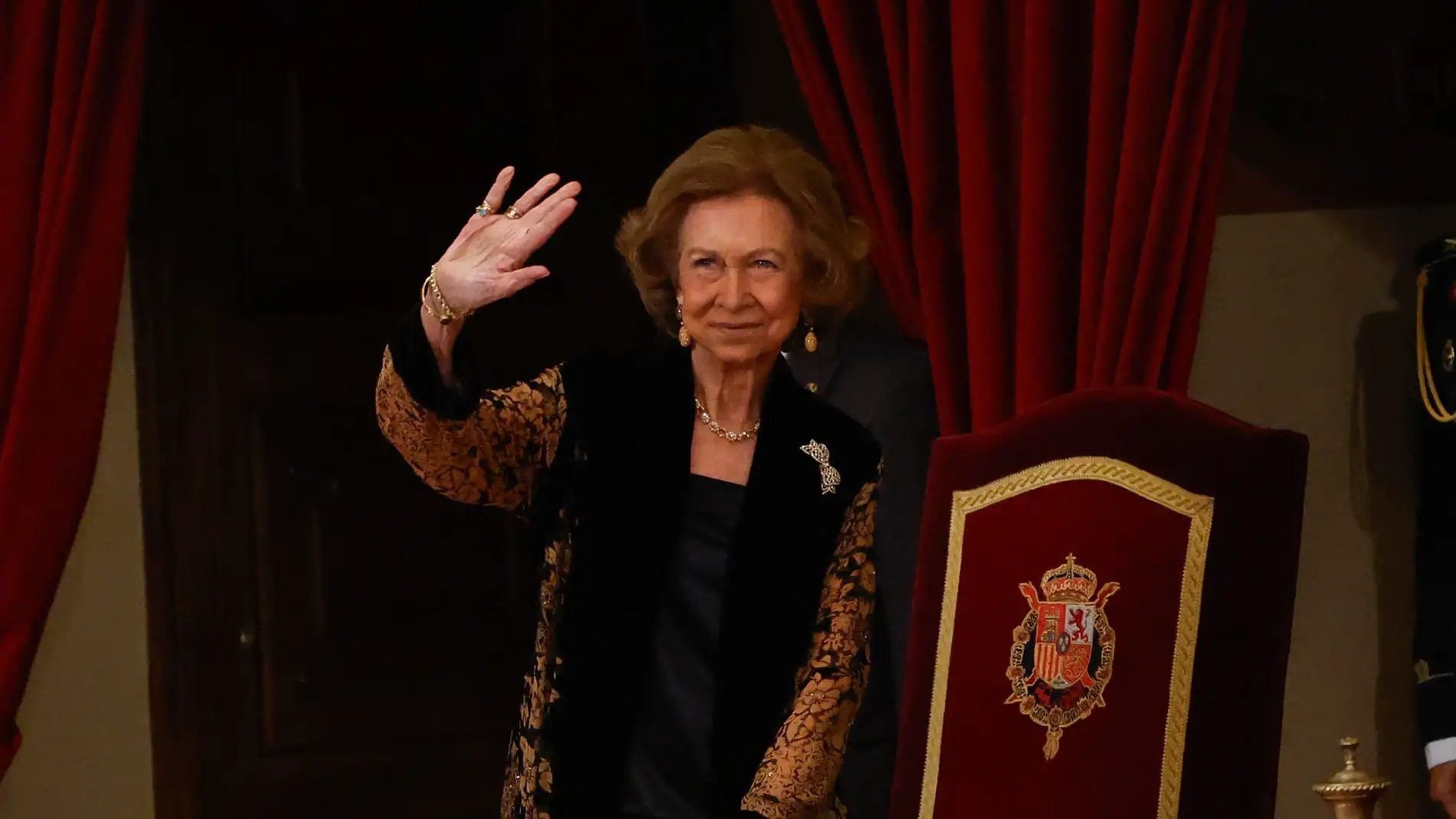 La reina Sofía está siendo presionada para desaparecer después de la jura de la constitución de Leonor