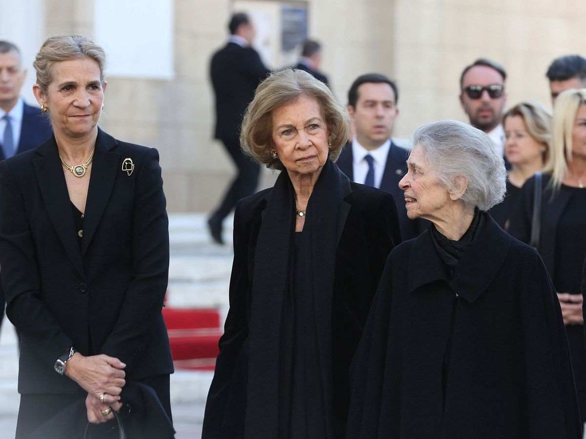 La tía Pecu, tirón de orejas a su sobrino Felipe VI por el feo a su hermana, la reina Sofía