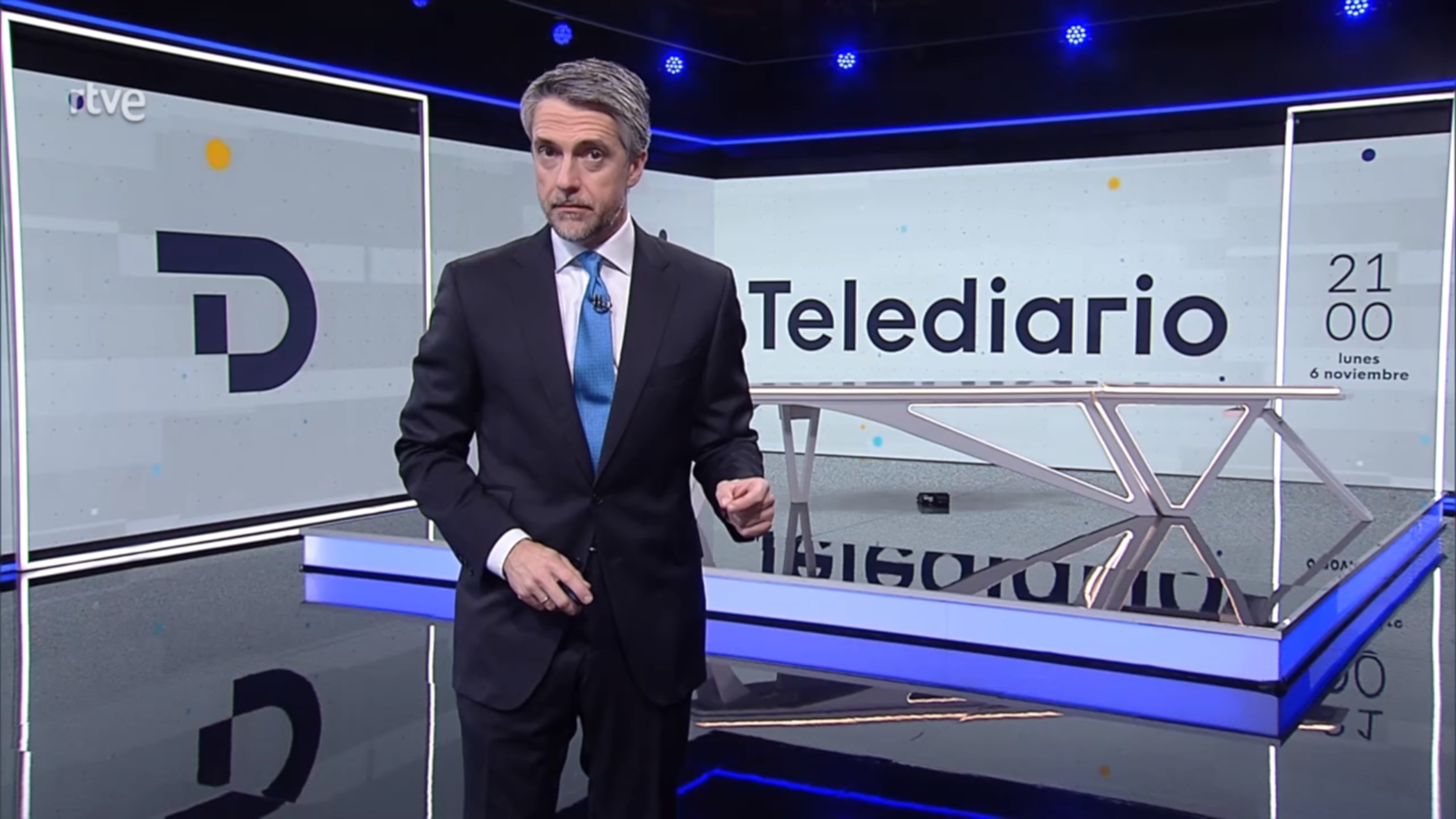 El famós periodista català que sona per fer el Telediario: 45 anys i amb nòvio