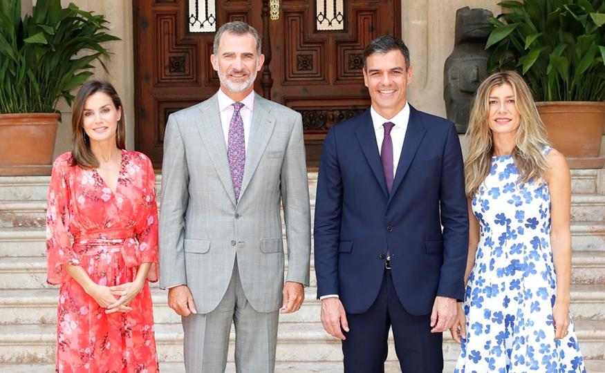 Pedro Sánchez comparte cirujano plástico con Letizia, se desplaza a Zarzuela y a La Moncloa