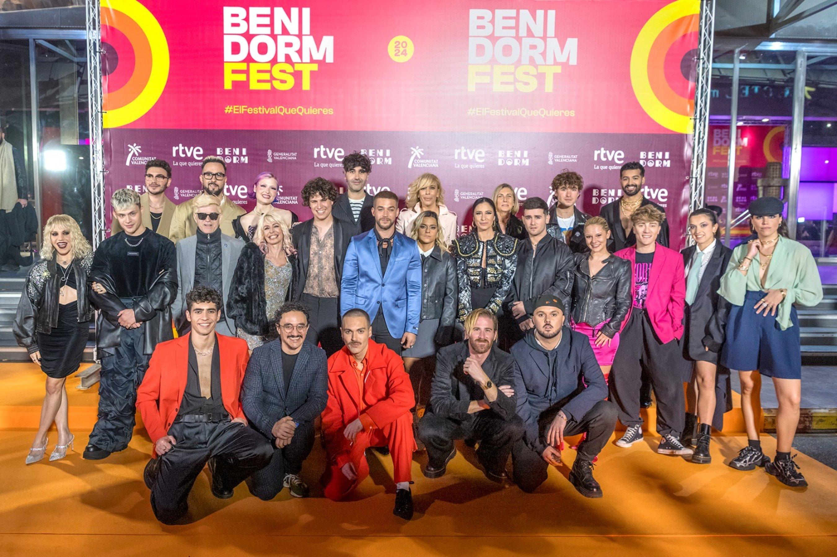 Arrenca el Benidorm Fest: un canvi de look radical i la pifia en directe d'un dels vestits més esperats