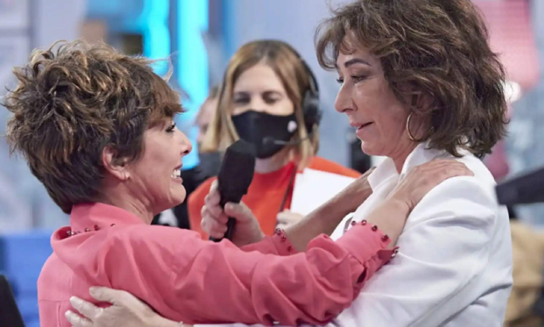 Ana Rosa esclata en directe amb Antena 3, què han fet en mig de 'TardeAR': "No todo vale, compañeros"