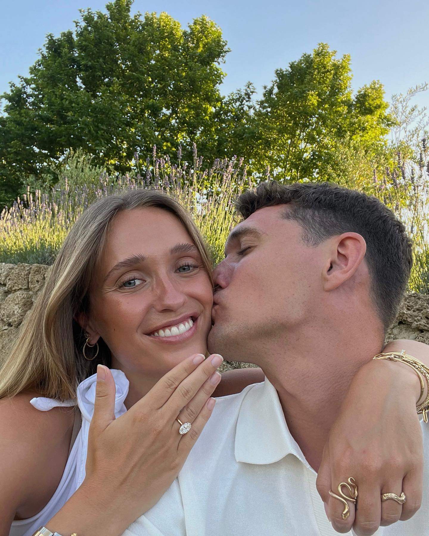 El culer Andreas Christensen i Katrine Friis, filtren les fotos d'una boda mig secreta