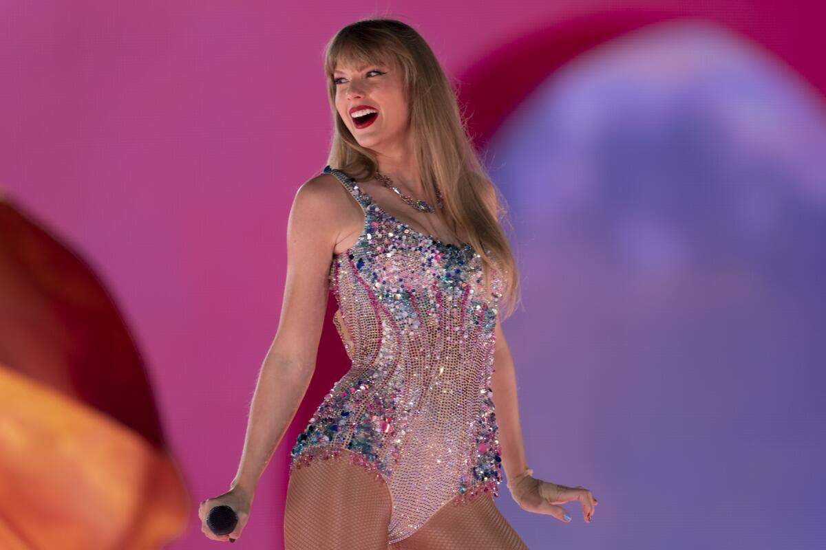 Taylor Swift fa que els seus fans utilitzin bolquers per a adults en els seus concerts