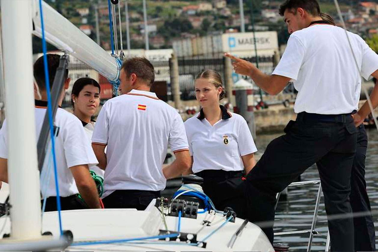 Leonor está teniendo problemas graves en la Armada, no es el Ejército de Tierra, ni Marín es Zaragoza