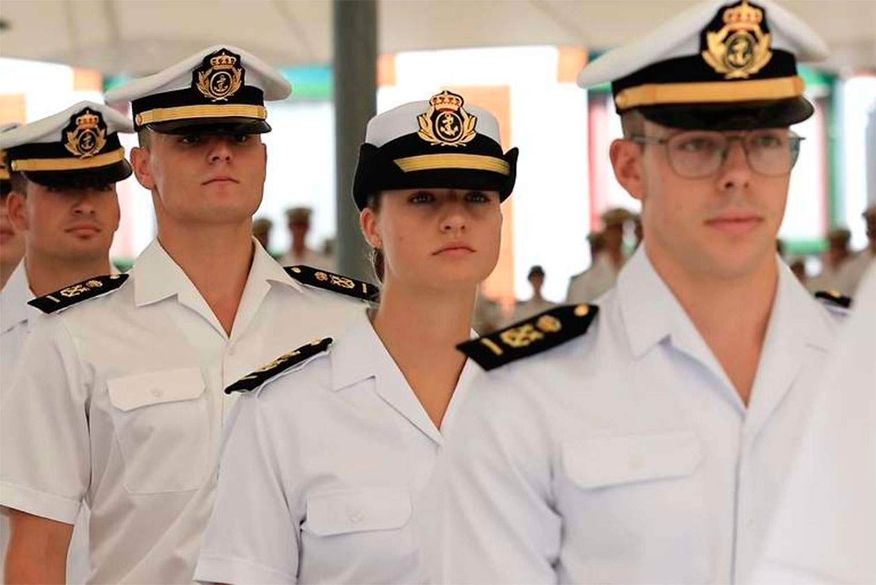 Leonor desencadena los primeros sucesos preocupantes en la Escuela Naval de Marín