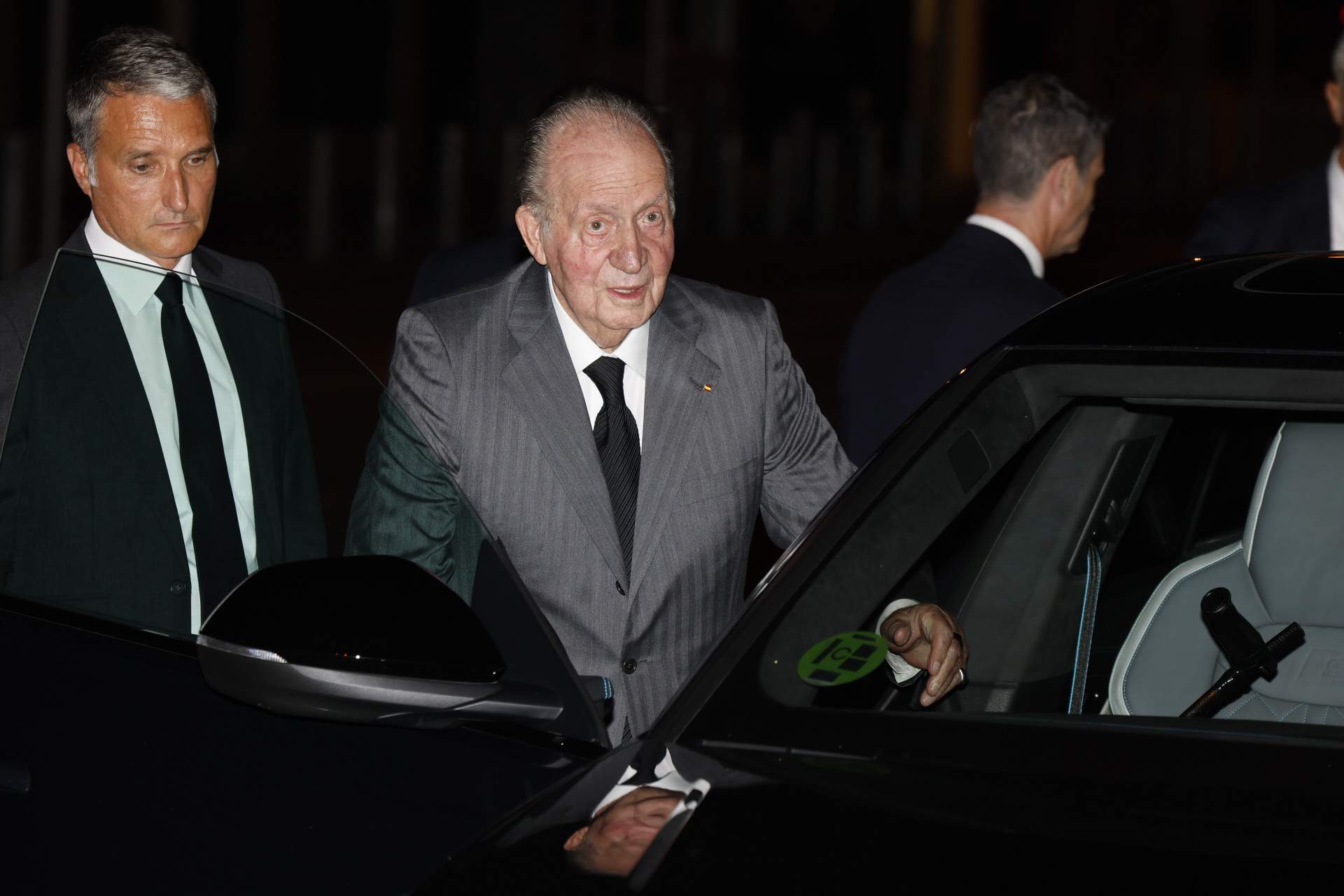 Bofetada en las narices de Juan Carlos a la hora de comer en un restaurante de Madrid: se queda con las ganas