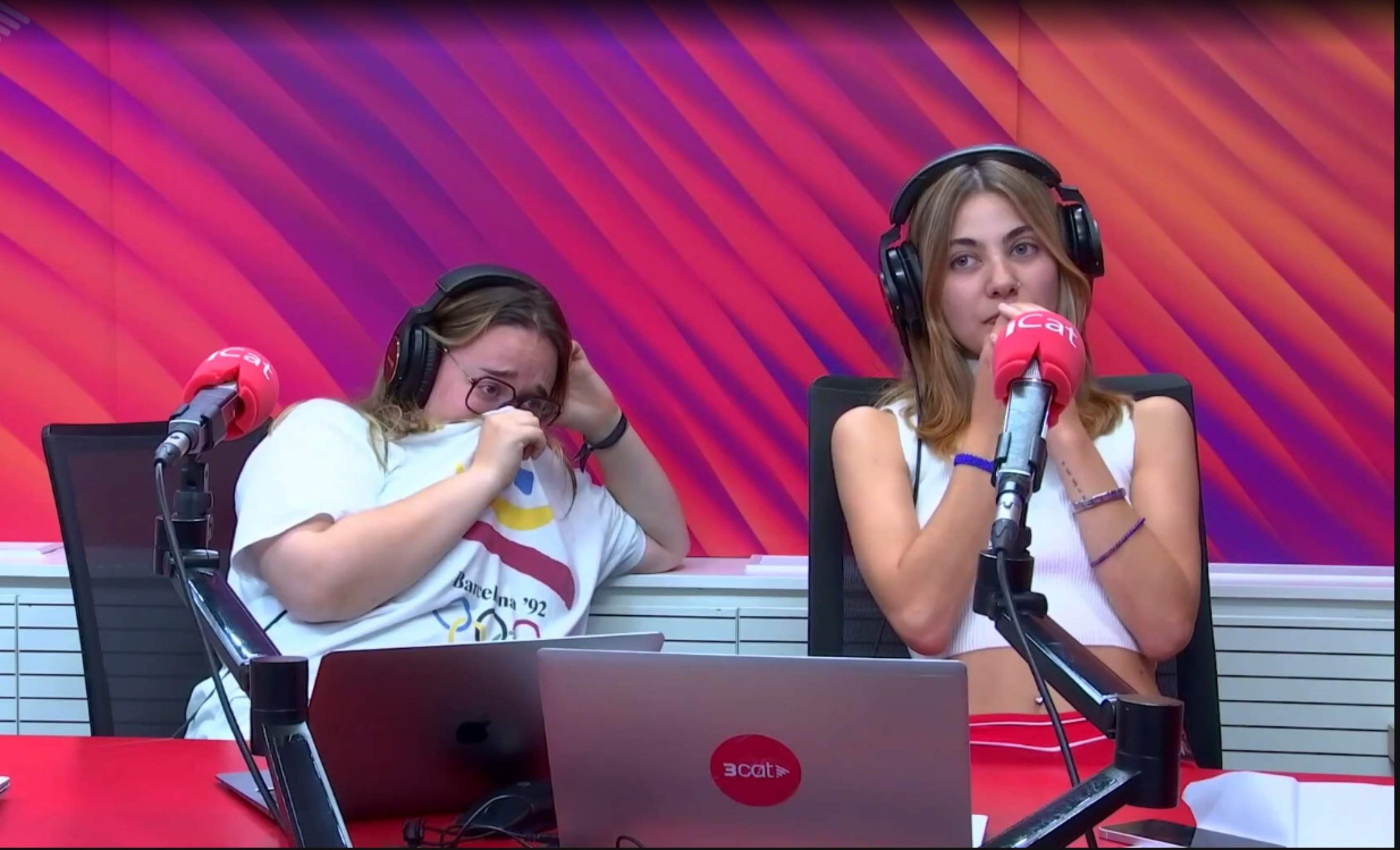 Lágrimas en el 'LOFT de ICat': momento emotivo en directo, sorpresa para una presentadora