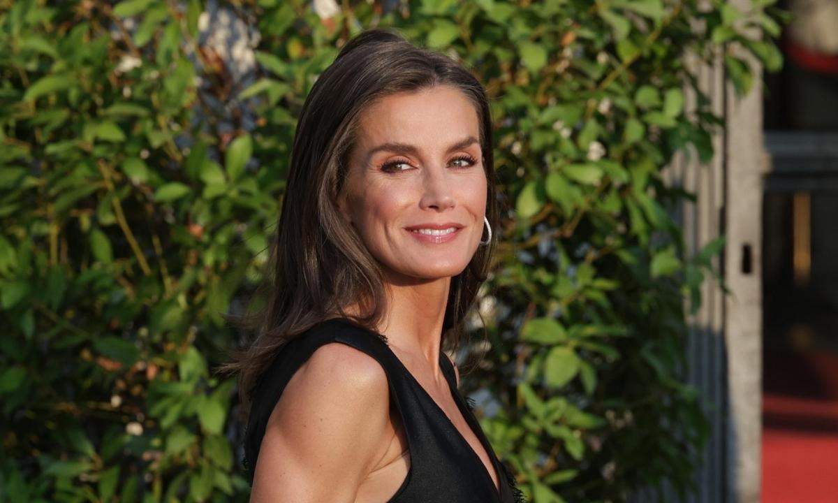 Letizia, como Juan Carlos I, amantes por toda España, un piloto, 4 empresarios, 2 policías y un bombero