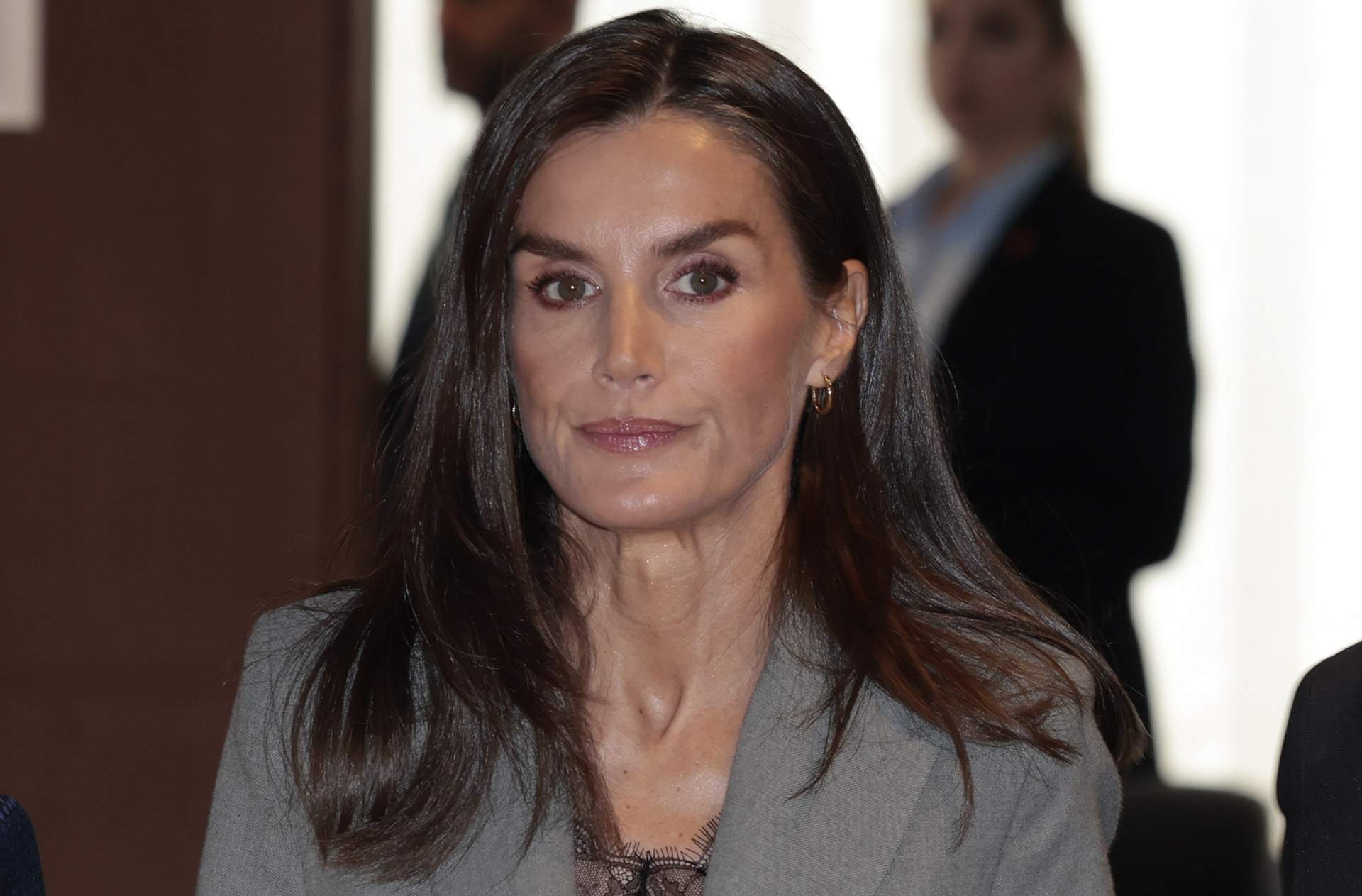 Mítico presentador y Letizia, encuentro en la tele, de madrugada, "¡¡sin maquillaje!!": qué han revelado