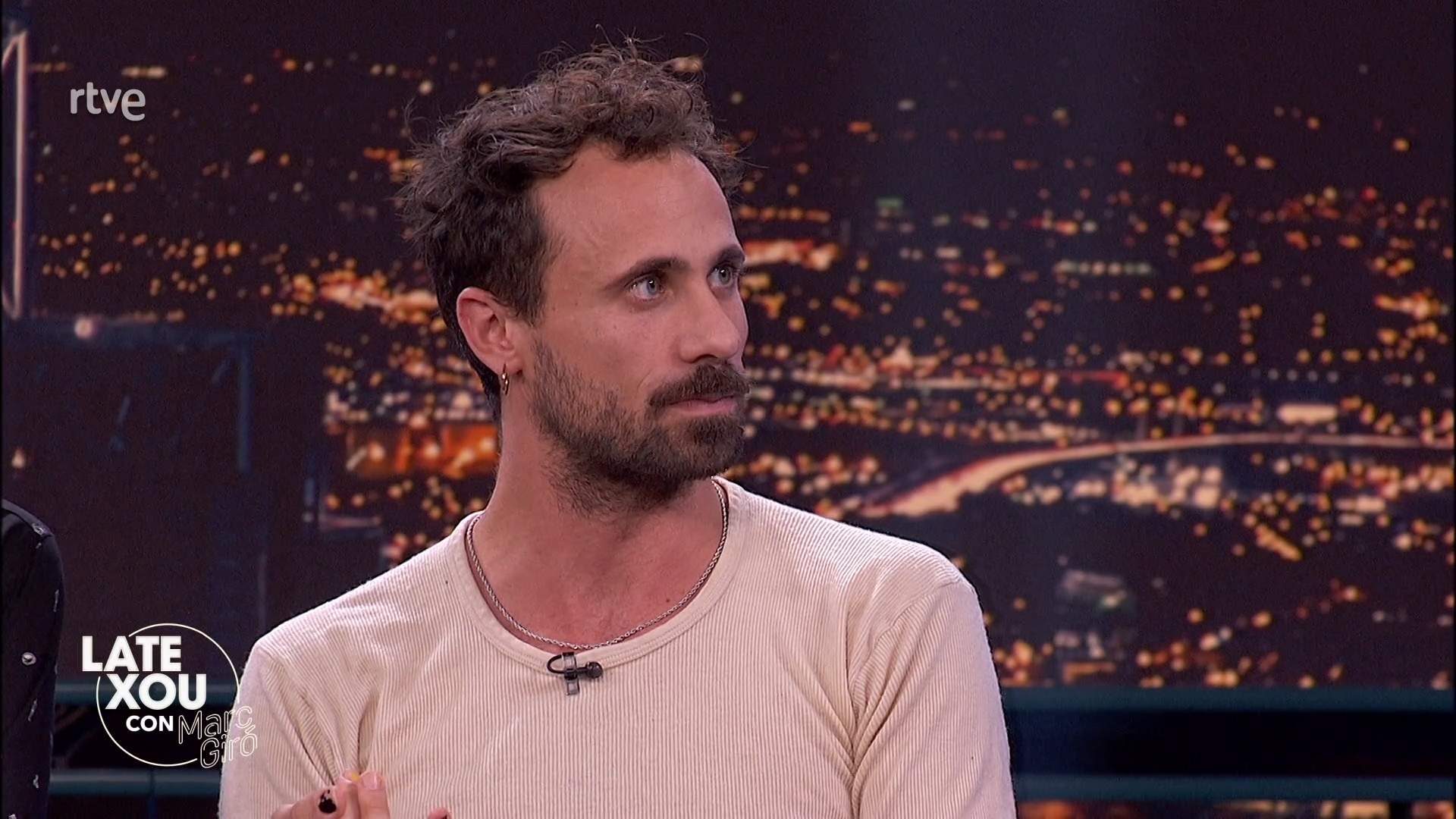 Oriol Pla, la nova estrella catalana, el seu pare actor i el debut a TV3 amb 15 anys