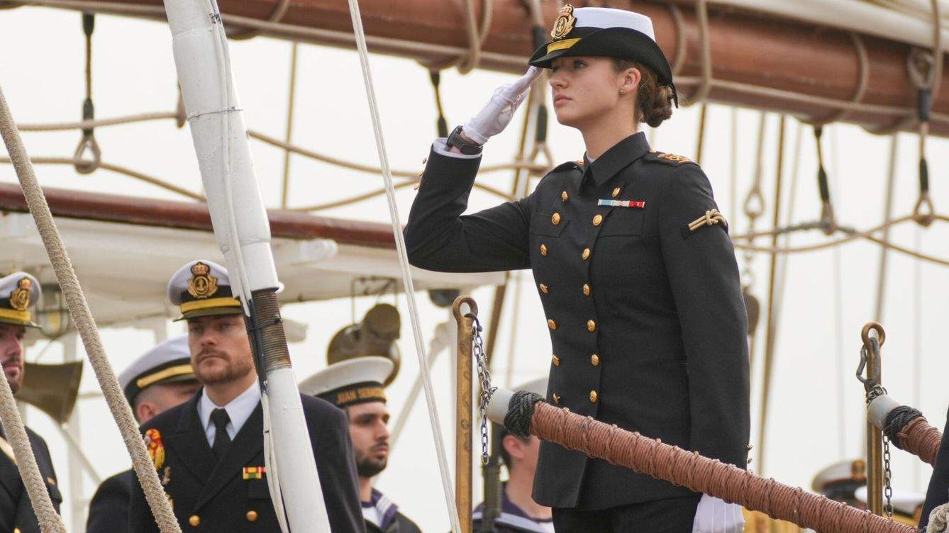 Leonor tiene el primer contratiempo grave en Elcano que necesita de intervención del equipo médico