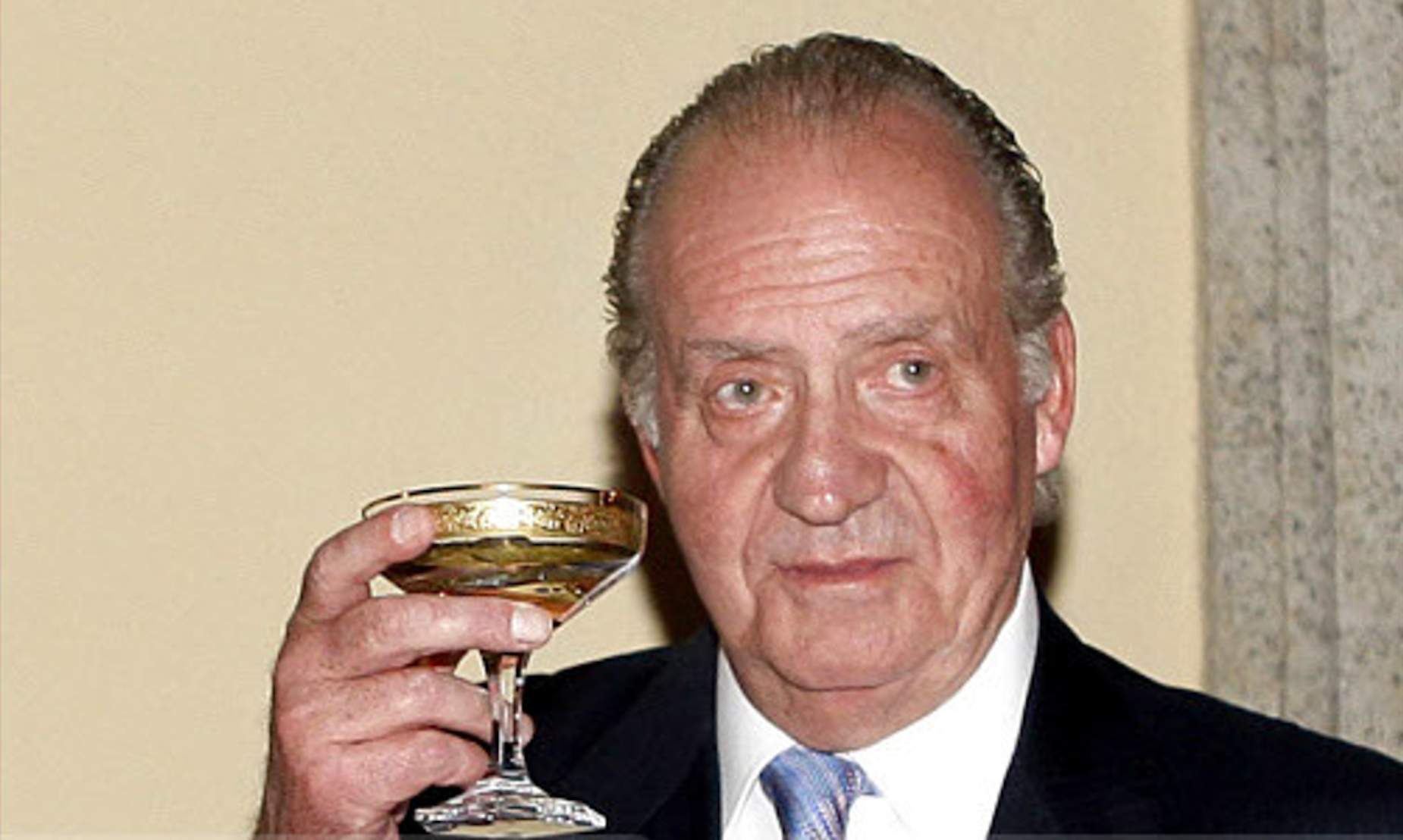 Juan Carlos I no quiso viajar a Sanxenxo para que España no lo viera como a un tullido