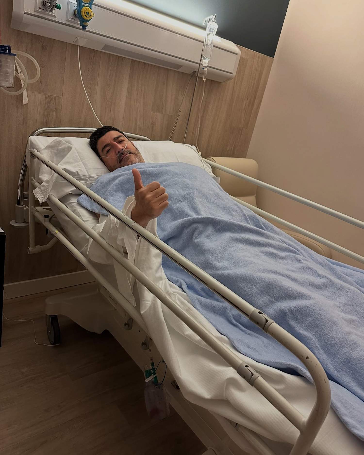 Tony Aguilar, mensaje sobrecogedor desde el hospital. Operado "por imprevisto, noche dura": fans preocupados