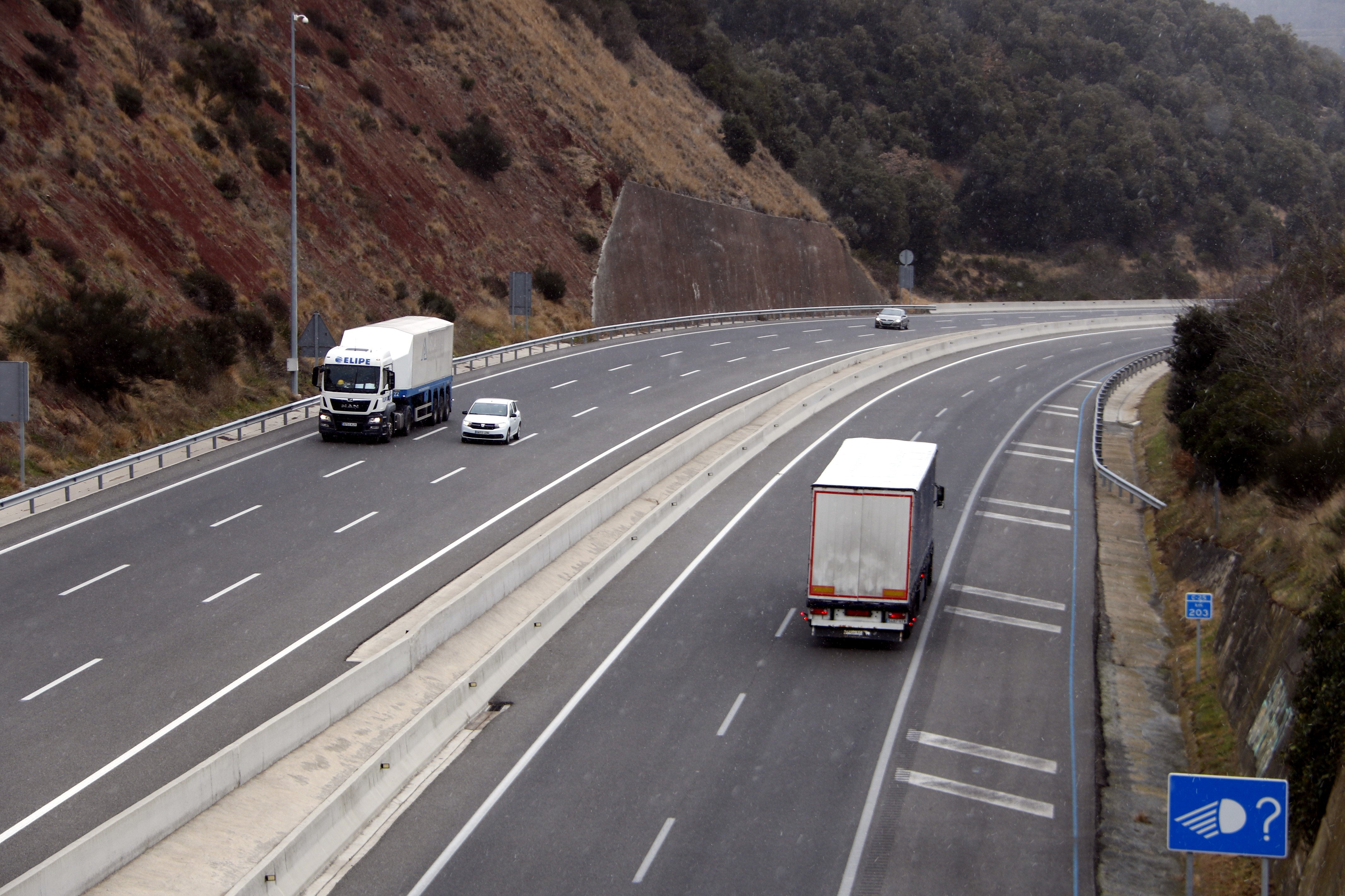 La pèrdua de la concessió de l’Eix Transversal impacta en Cedinsa: redueix beneficis i capital a la meitat