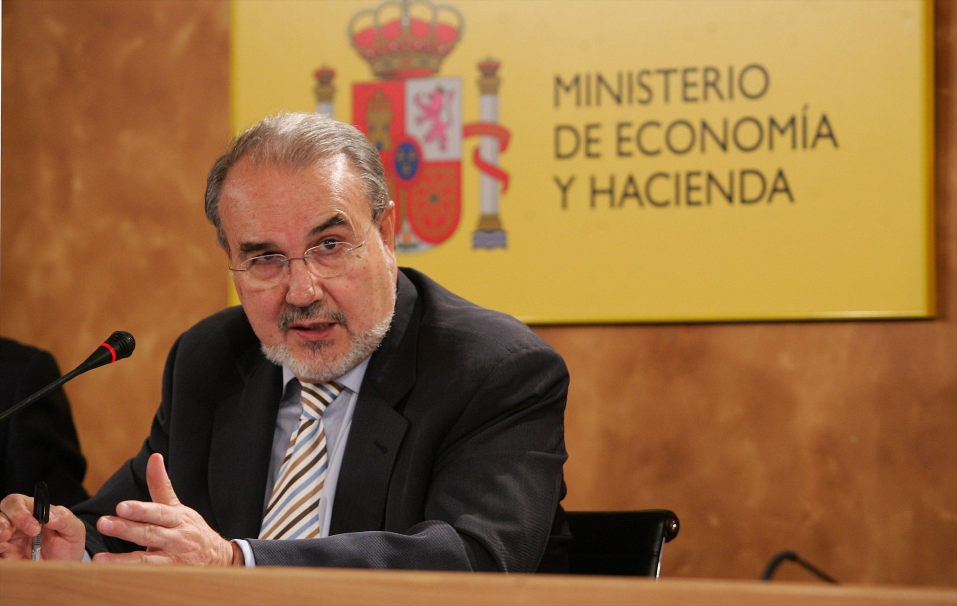 Mor Pedro Solbes, exvicepresident i dues vegades ministre d'Hisenda