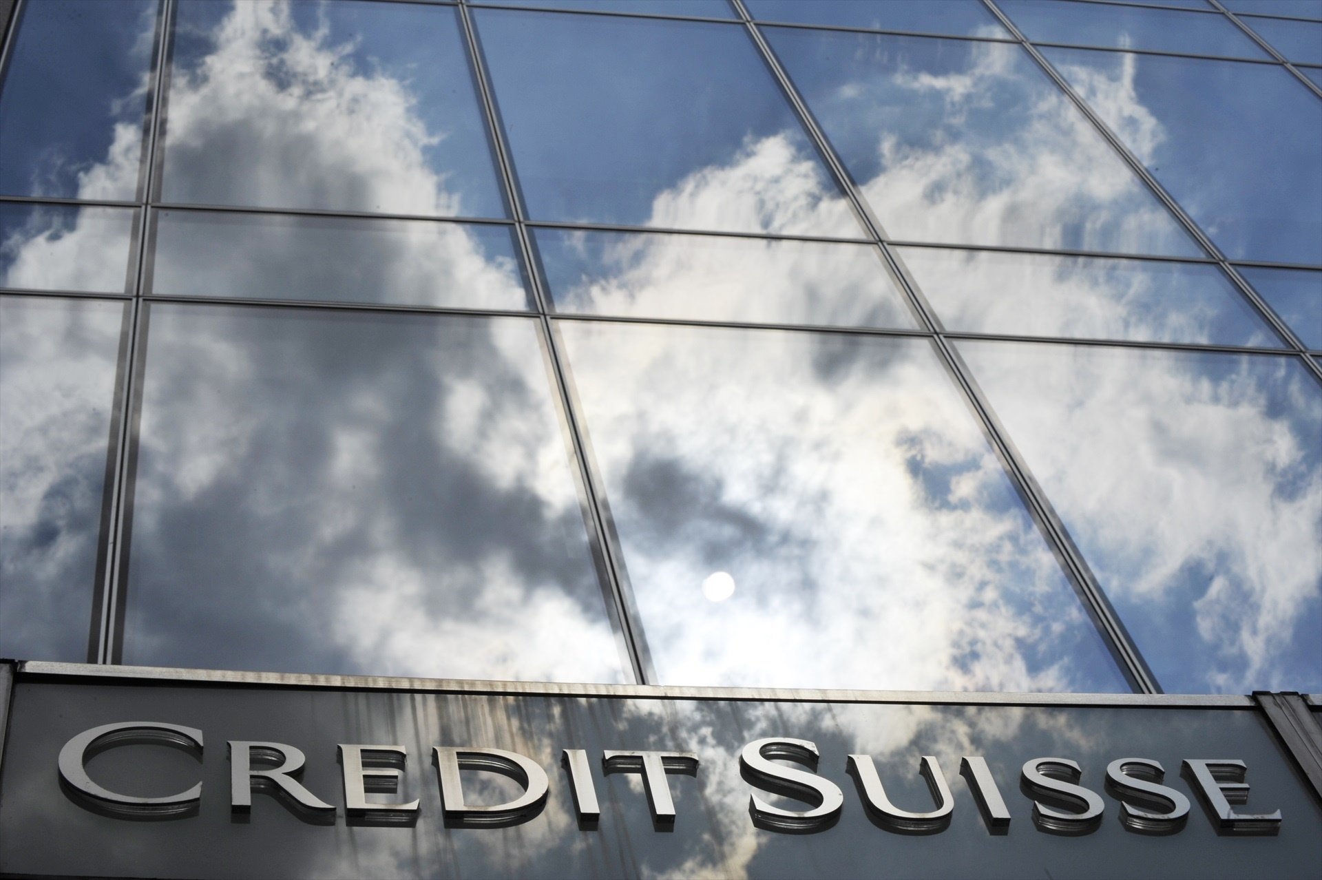 Los accionistas de Credit Suisse rechazan pagar 34 millones de retribución fija a sus directivos