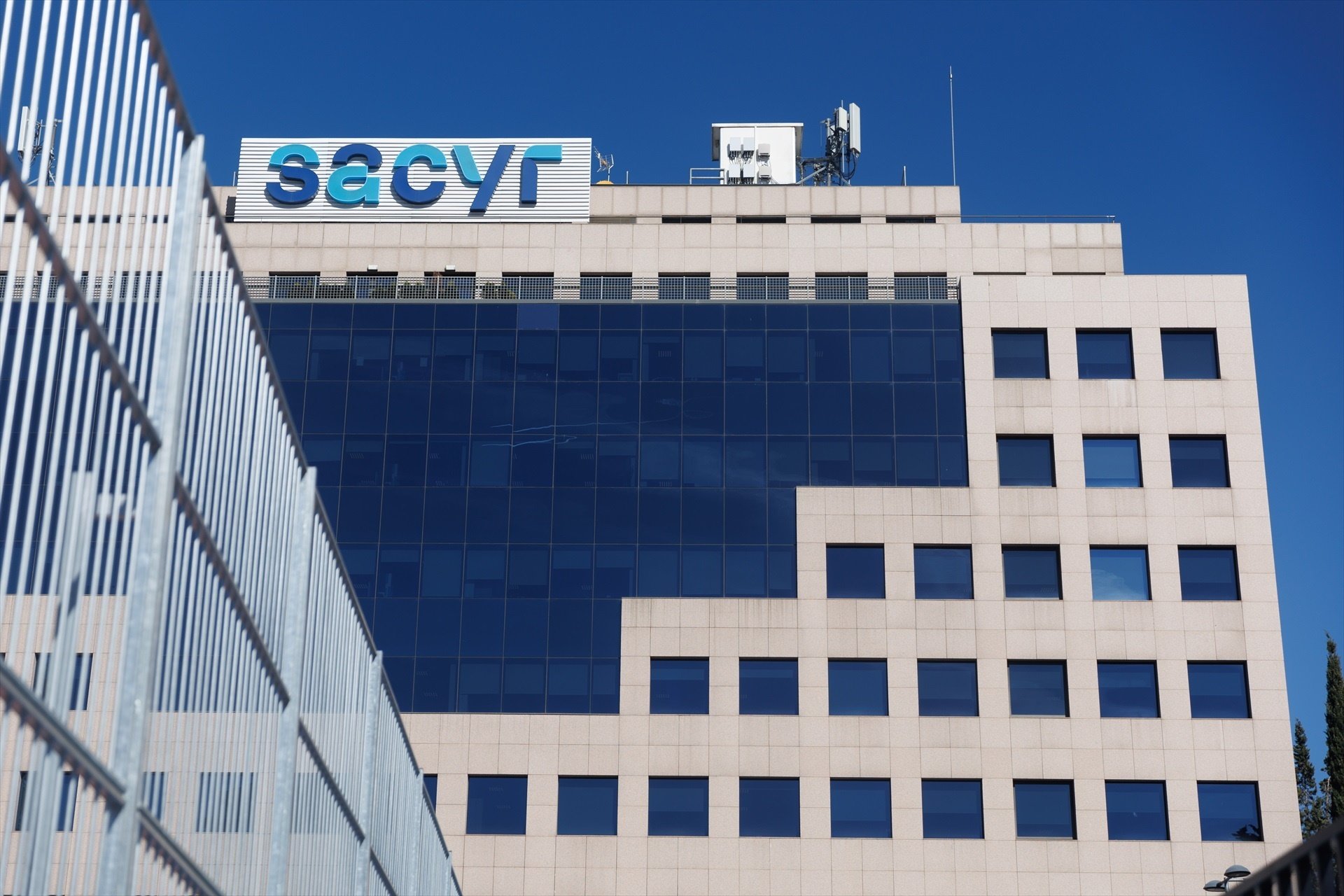 Sacyr vende Valoriza, su filial de gestión de residuos, por 734 millones