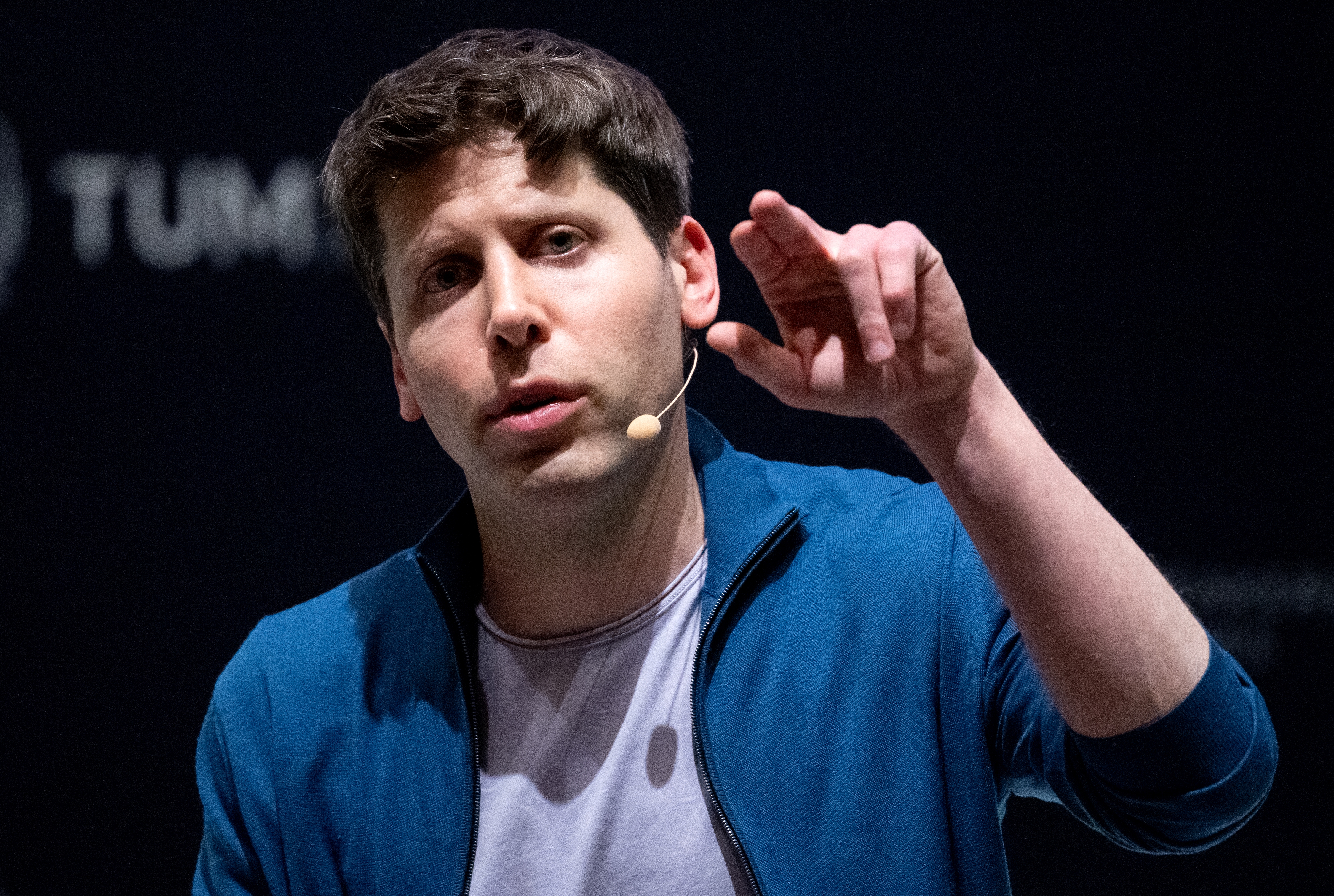 La plantilla de OpenAI es rebel·la: dimitiran si no torna Sam Altman