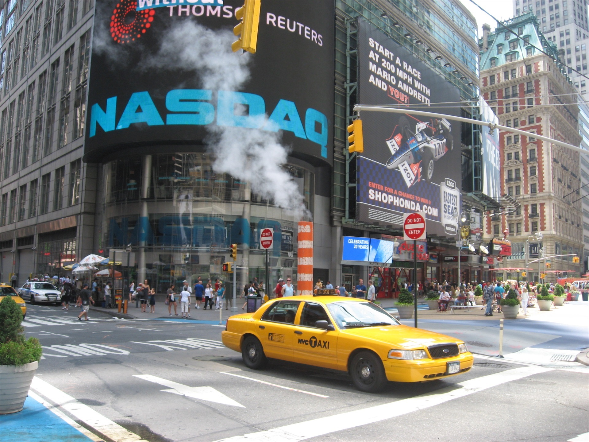 Grifols cae un 33% en el Nasdaq tras la apertura de Wall Street