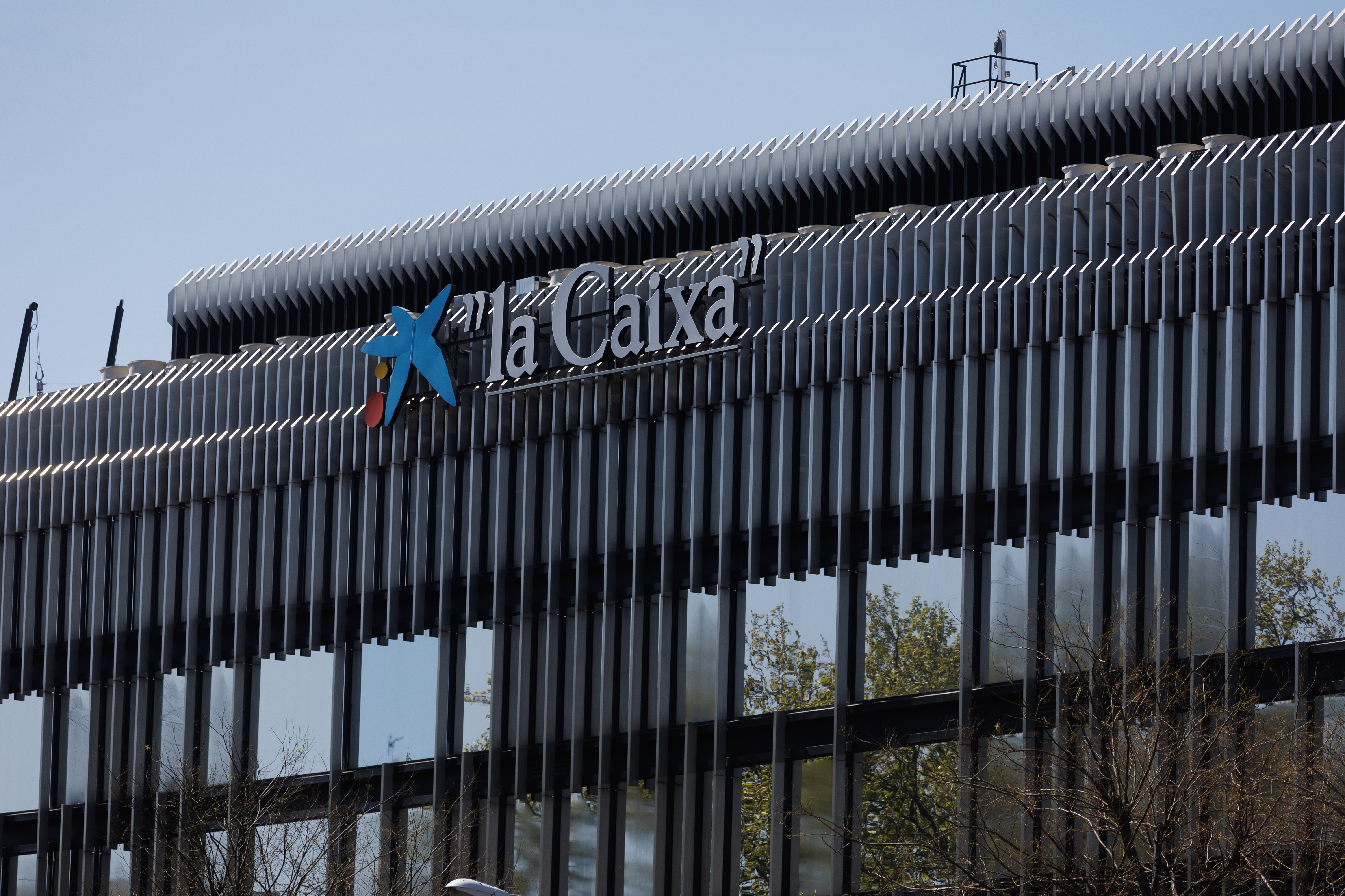 CaixaBank Research advierte: la actividad económica será "débil" en el primer semestre