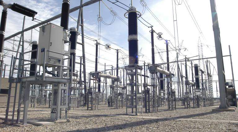 Red Eléctrica apoya la electrificación de Seat con 8 millones para la subestación de Abrera