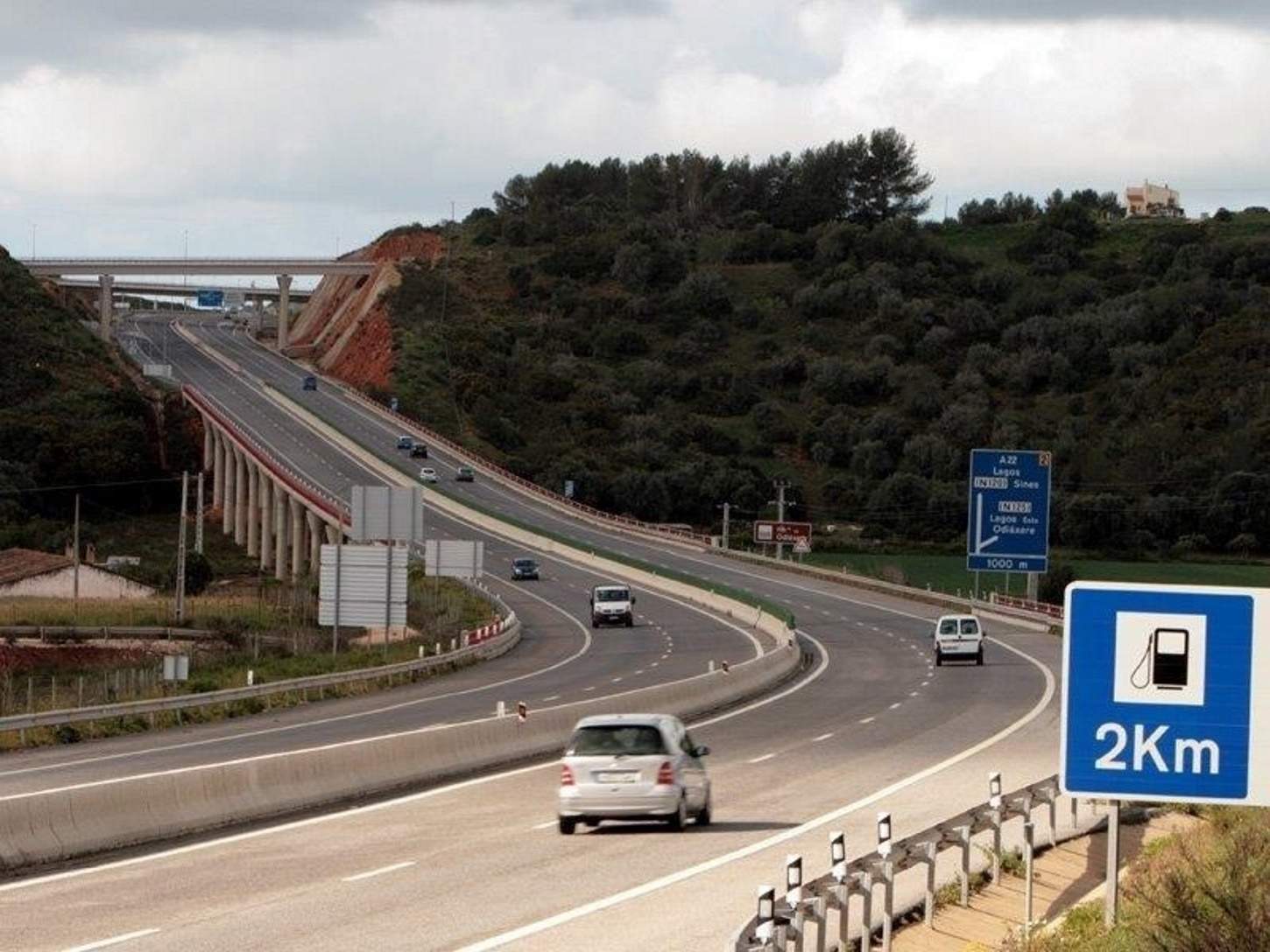 Ferrovial, Acciona i Sacyr s'adjudiquen el projecte d'una autopista a Lima per 3.131 milions