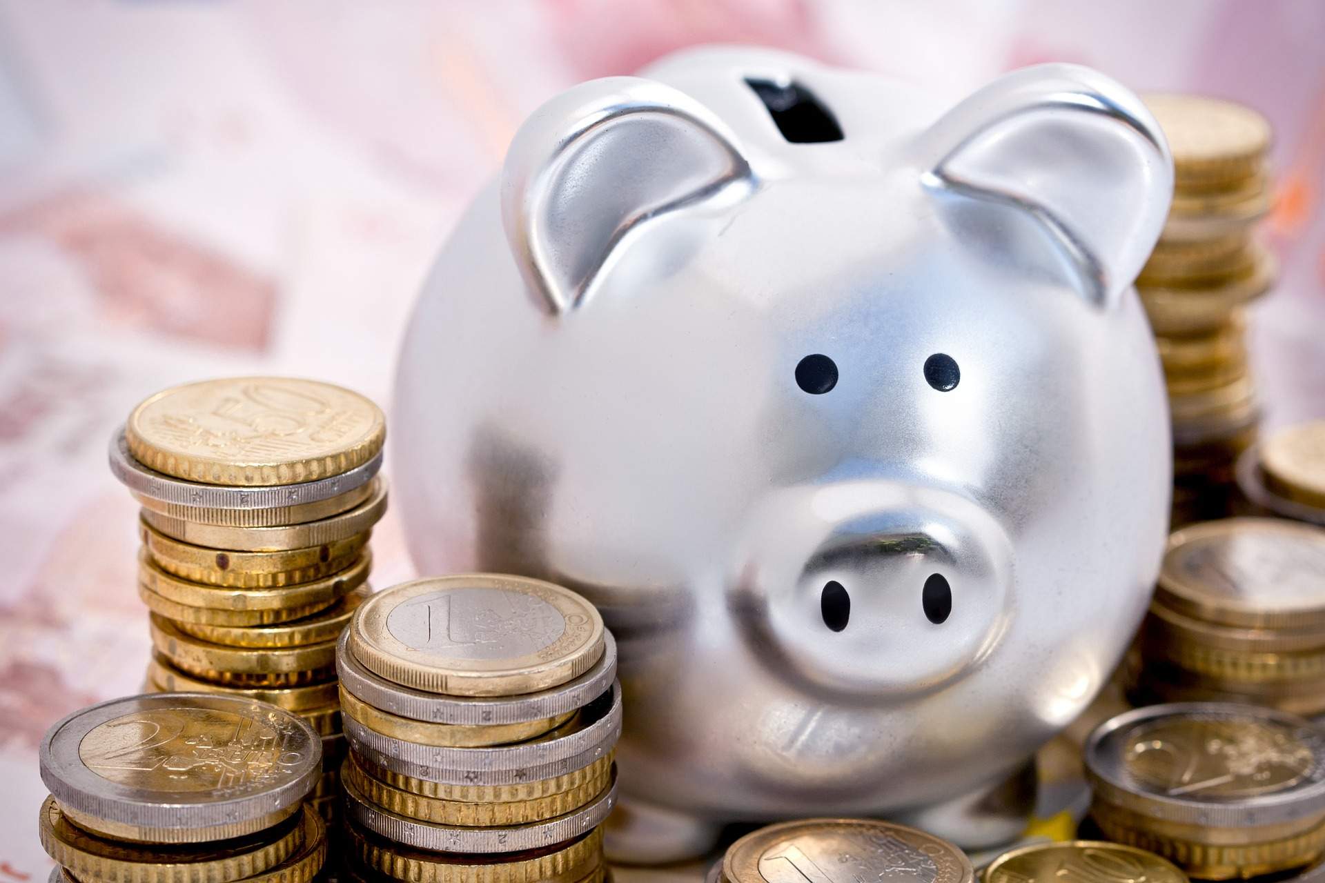 Les quatre inversions més segures per estalviar, segons l'OCU