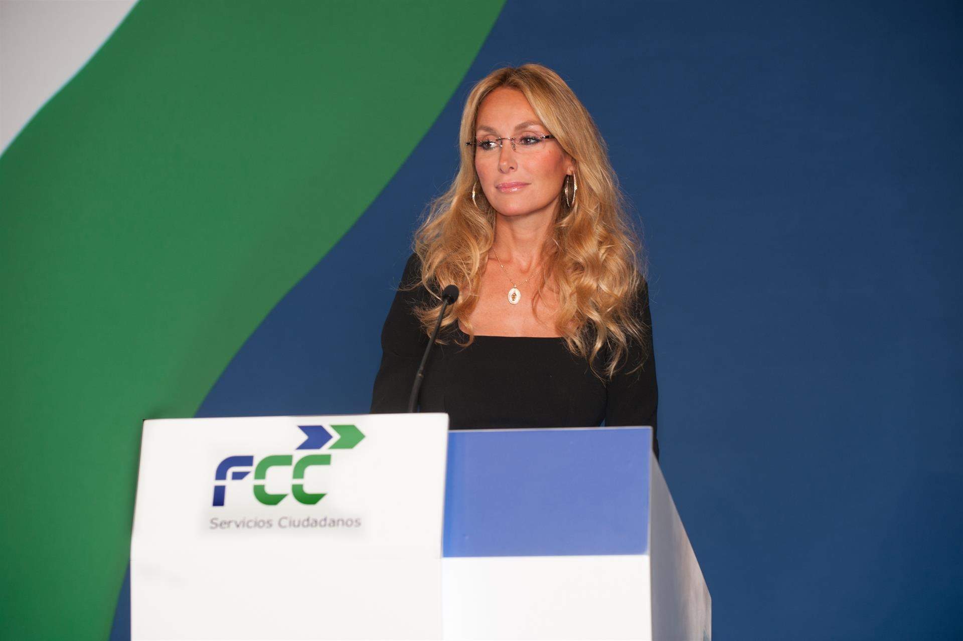 FCC nomenarà la seva presidenta, Esther Alcocer, consellera dominical i pagarà 283,5 milions en dividends