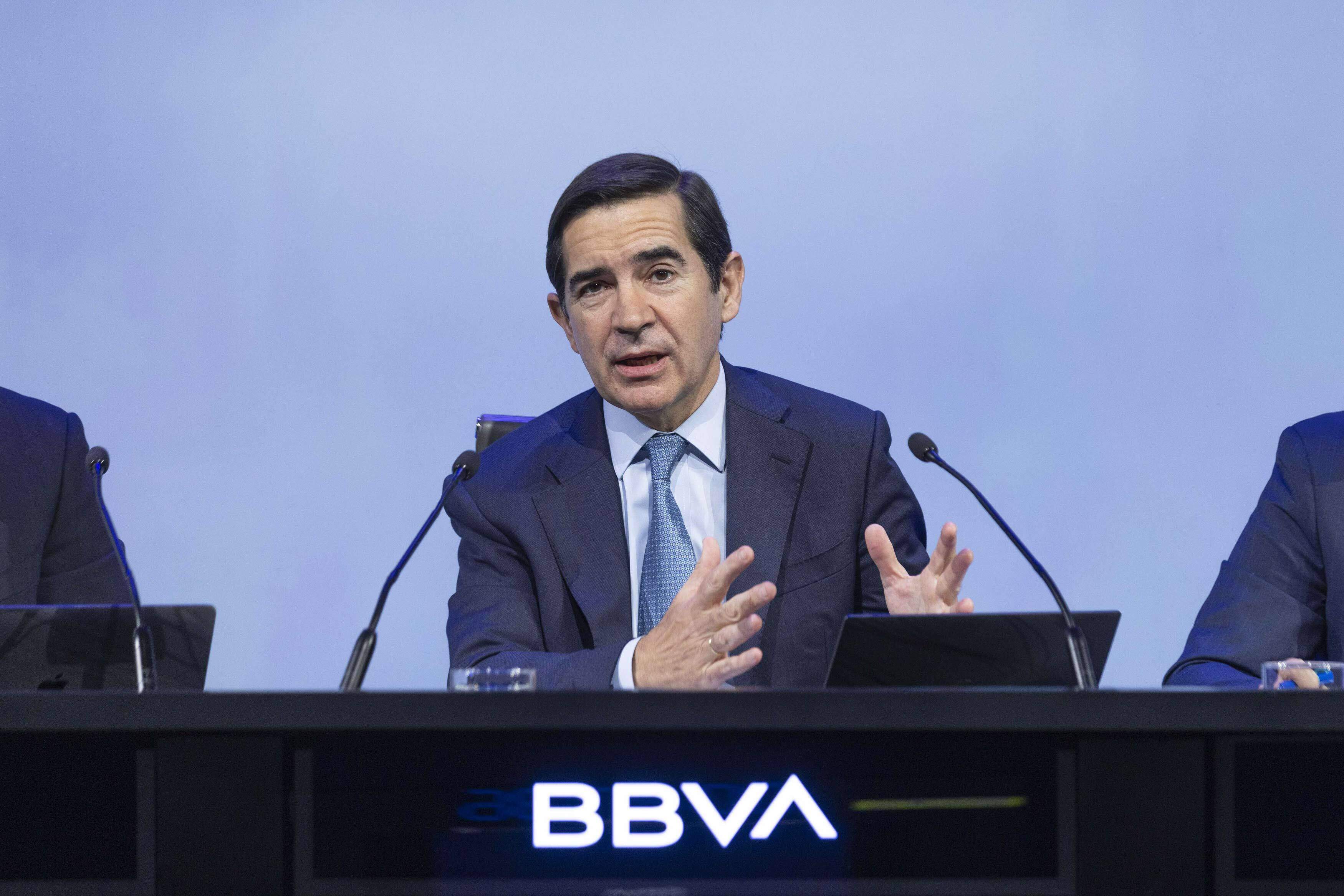 El BBVA es bolca en informar els seus accionistes sobre l'ampliació de capital per a l'opa