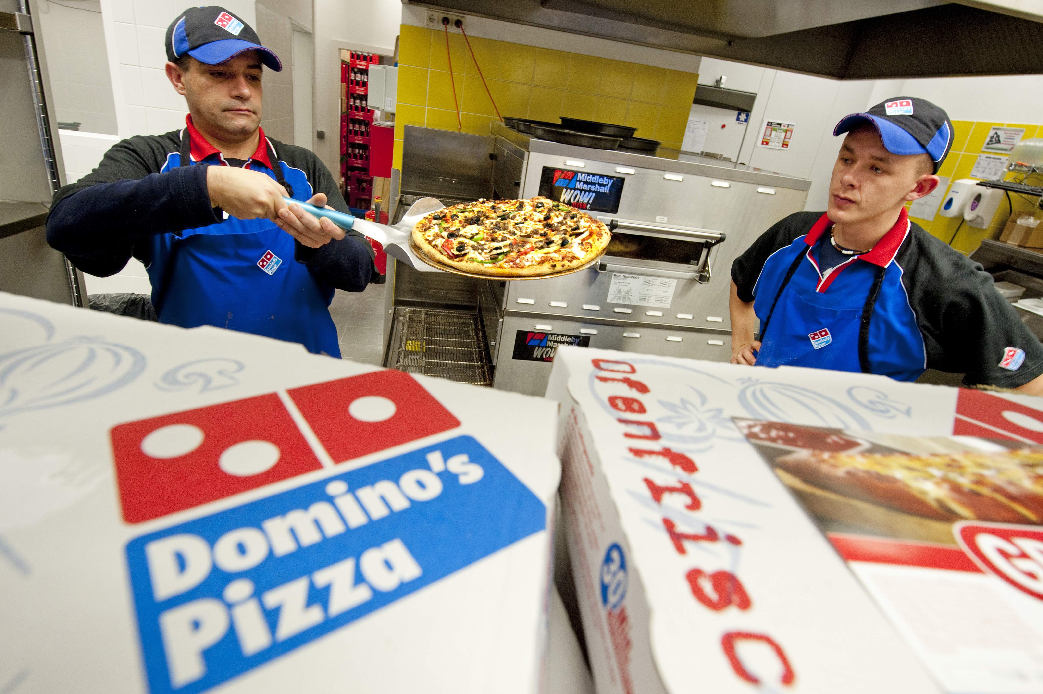 Domino's pizza aplica la IA per predir les pizzes que volen els seus clients