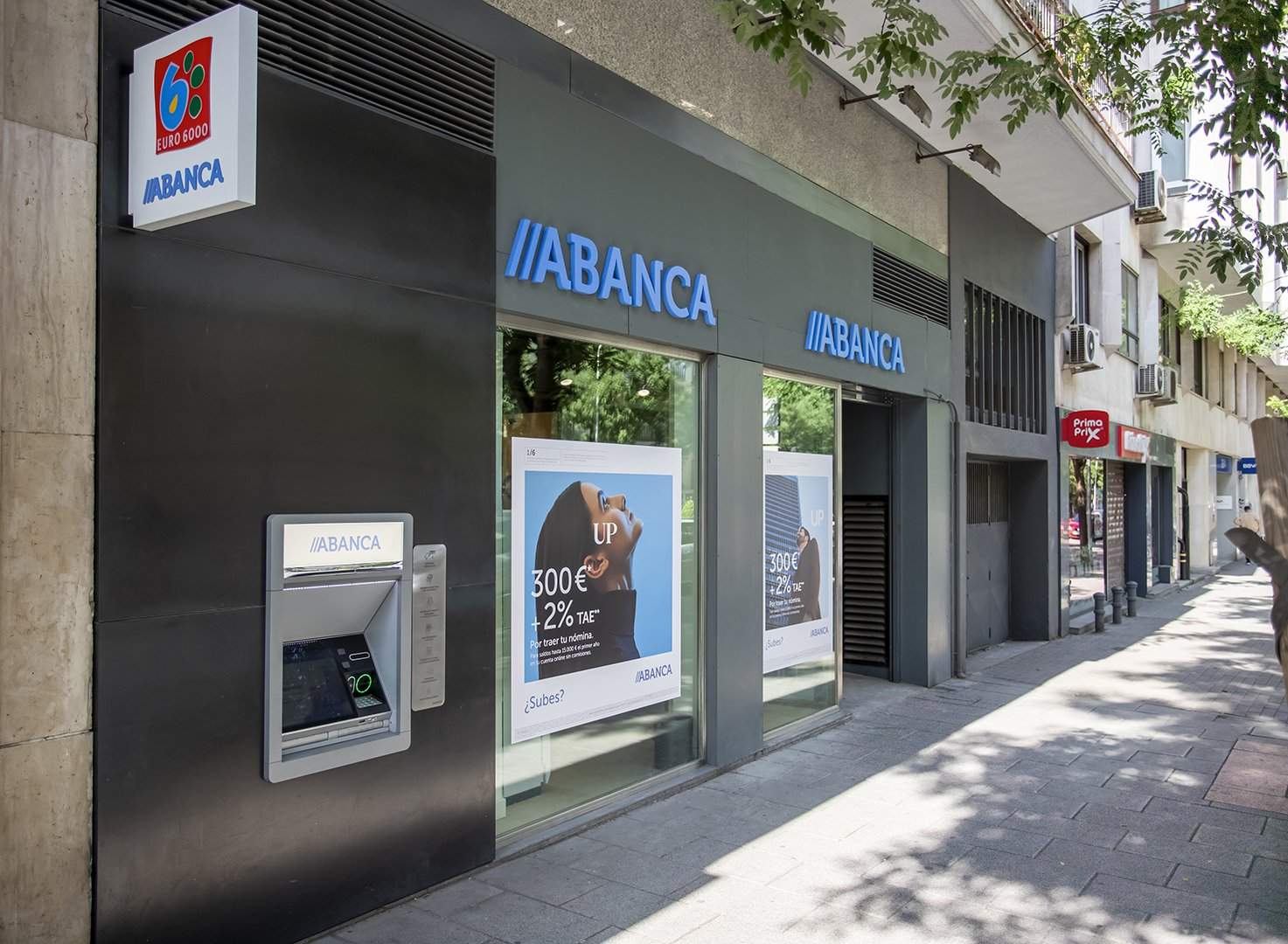 Abanca acaba con la marca Targobank: cambia las oficinas y migra a los clientes