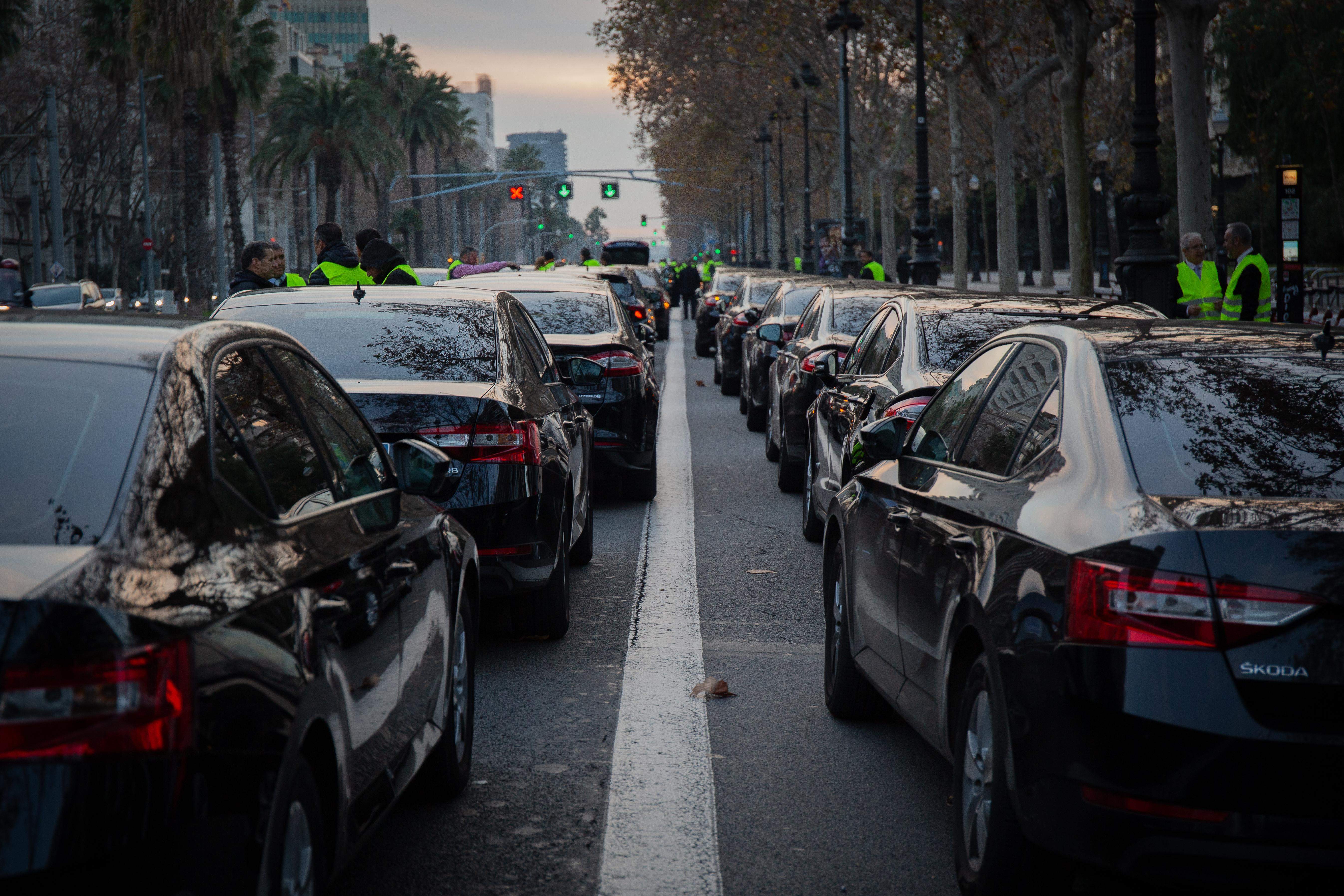 Cabify incorpora 100 coches eléctricos a su flota entre Barcelona y Madrid