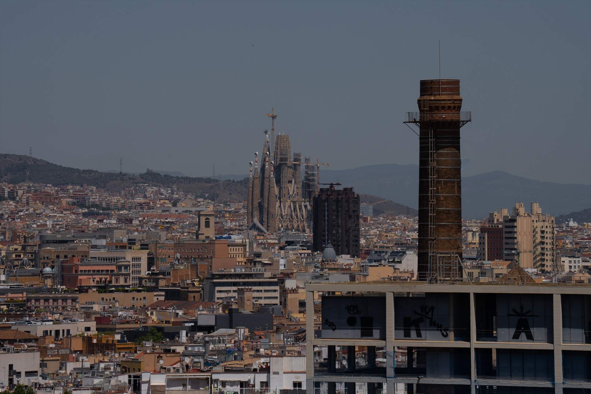 La inversión inmobiliaria en Barcelona cae un 16% en el primer semestre, hasta los 967 millones