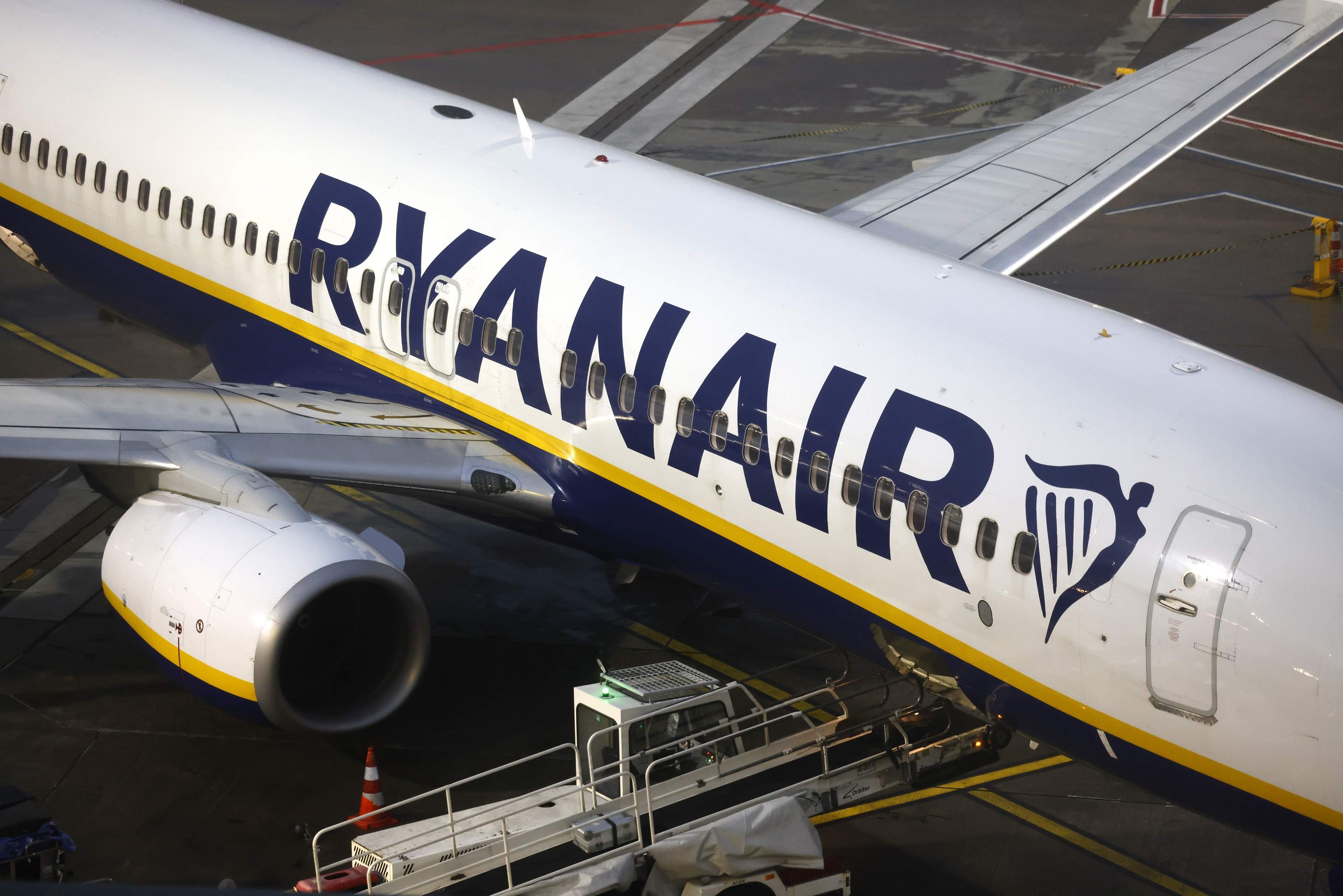 EuropaPress 6072140 filed 30 january 2023 cologne ryanair passenger plane is parked at