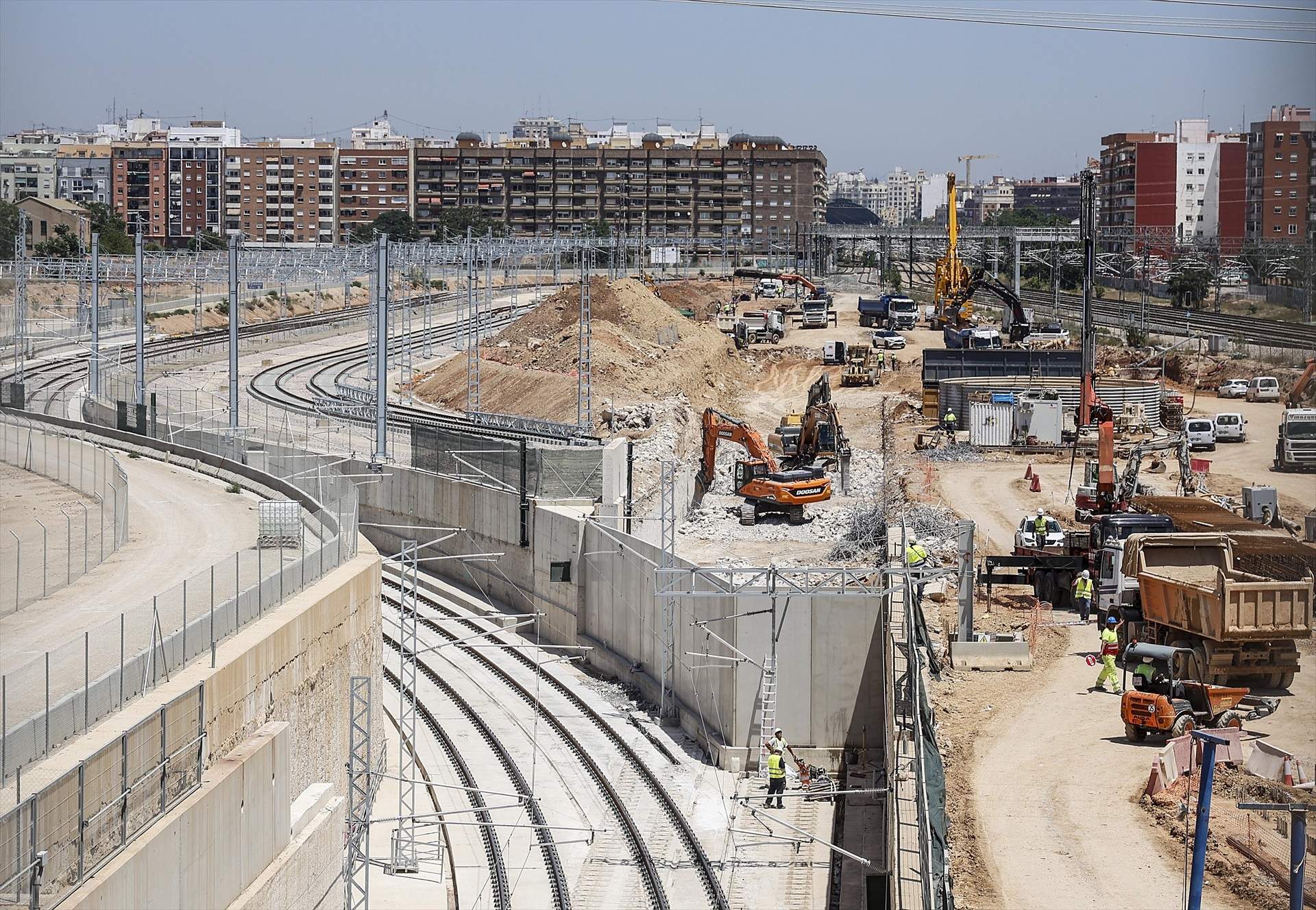El govern espanyol reforça la xarxa radial de trens entre retards del Corredor Mediterrani